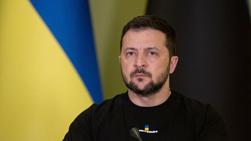 Зеленський: Україна не даватиме гарантій безпеки під час параду у Москві
