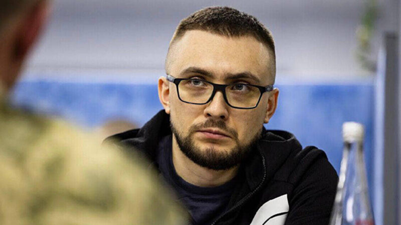 Стерненко пояснив використання броньованого авто