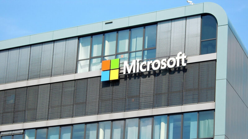 Microsoft звільнить близько 7000 працівників попри зростання прибутків