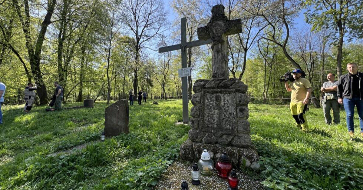 В Україні завершили ексгумацію жертв Волинської трагедії: що виявили