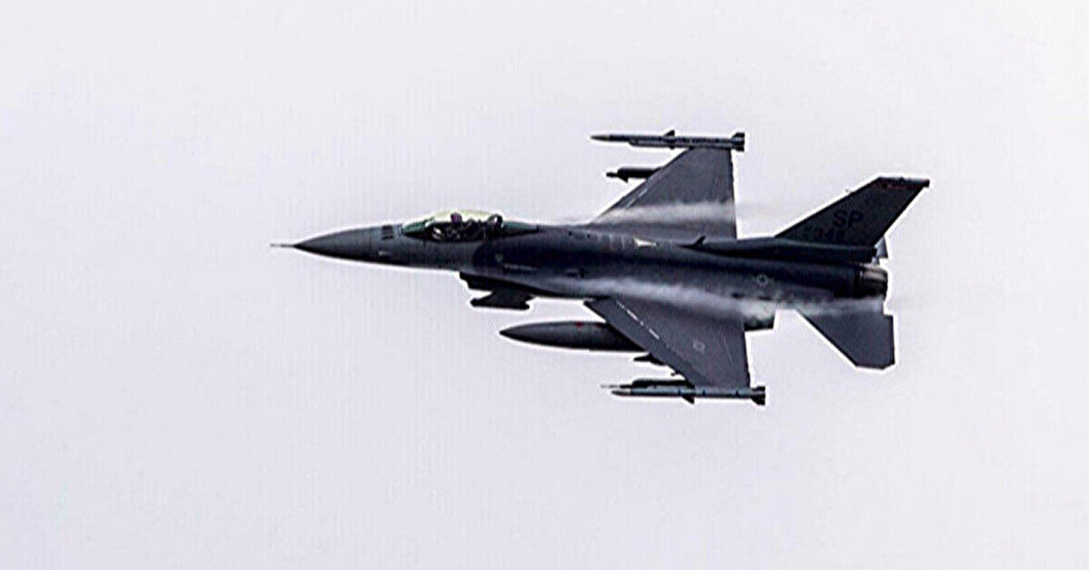 Нідерланди підтвердили, що відправили останні F-16 для України