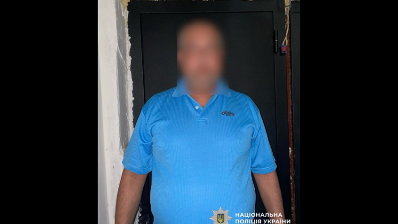 У Кривому Розі чоловік поранив сусідку ножем — йому повідомлено про підозру