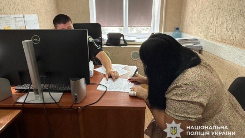 Ошукала військових на 3,5 мільйона гривень: самозвану «адвокатку» з Дніпра судитимуть за шахрайство