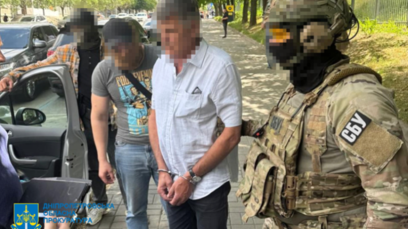 На Дніпропетровщині викрито посадовця Держпродспоживслужби на хабарі