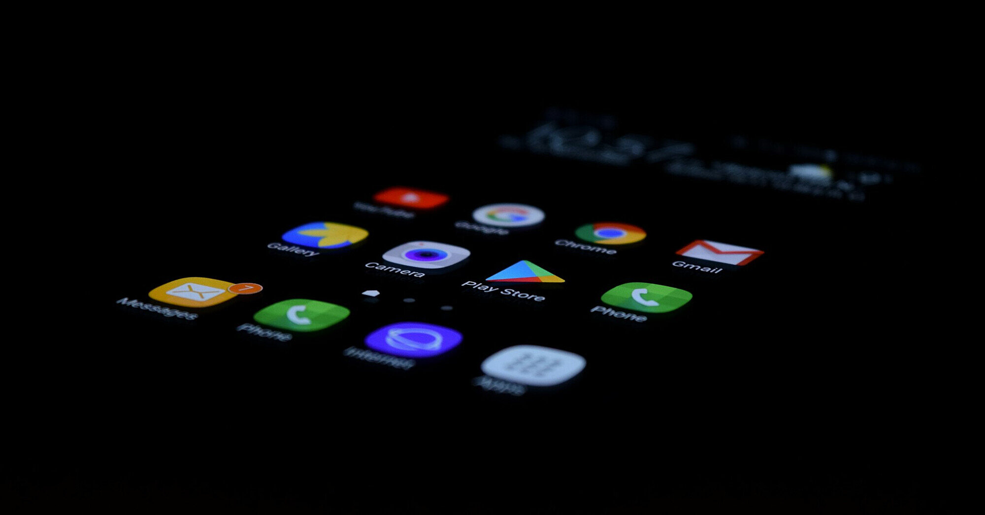 Google запідозрила Facebook, Instagram та Yandex у шпигунстві за користувачами Android
