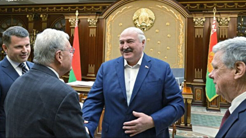 Спецпосланник Трампа зустрівся з Лукашенко у Мінську: перші подробиці