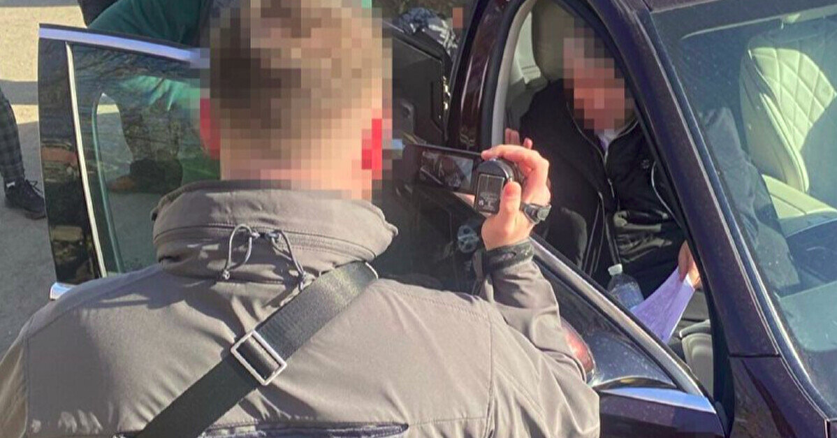 Одеські чиновники розікрали майже половину коштів на поховання полеглих військових