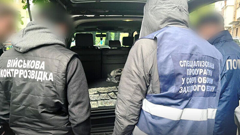 На Хмельниччині викрили ділків, які обіцяли “допомогти” з ТЦК