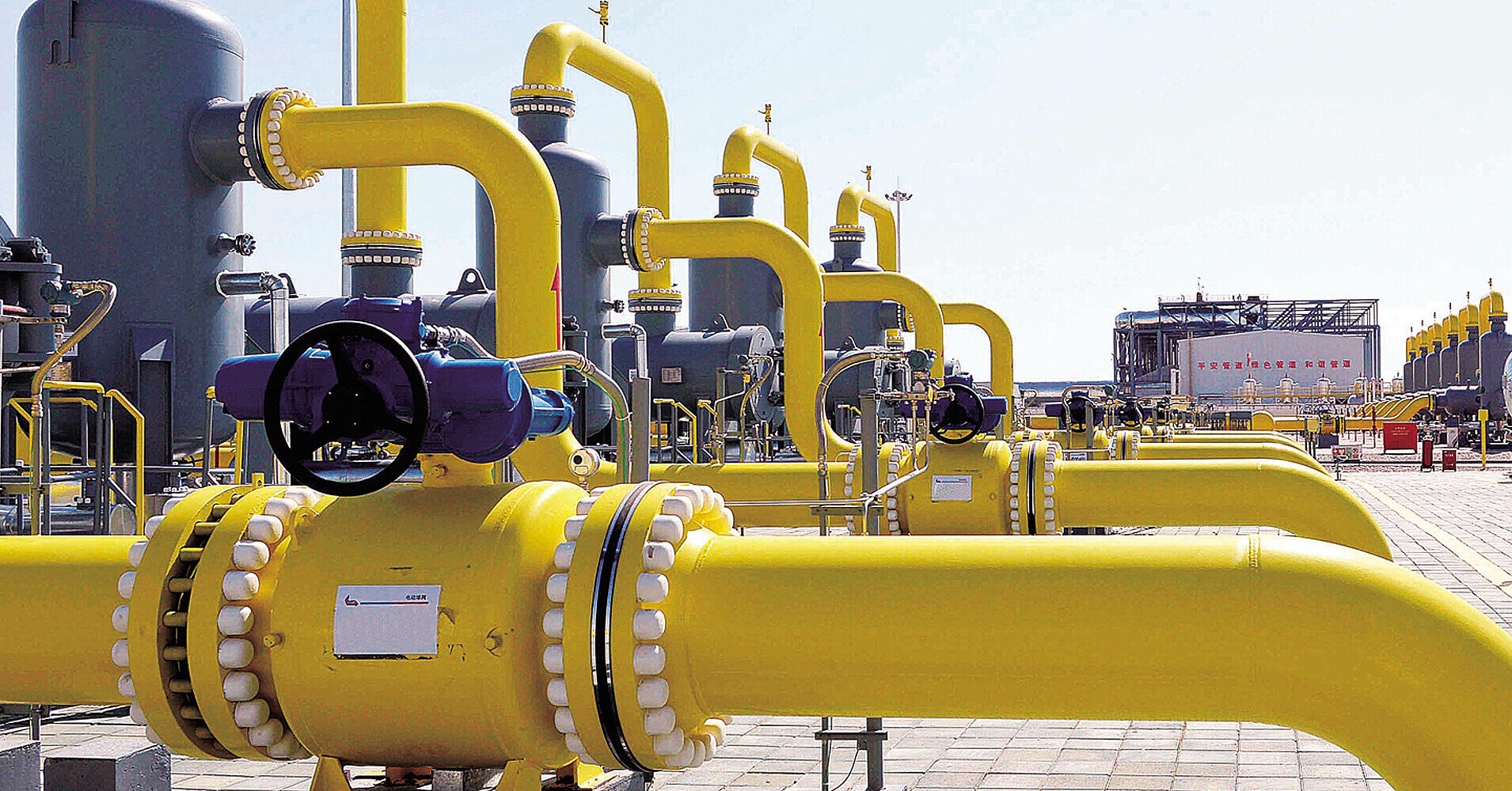 Запаси газу в українських сховищах на 25% менші, ніж торік
