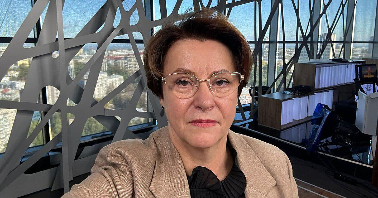 ДБР прийшло з обшуками до невістки депутатки від “ЄС” Южаніної – джерело
