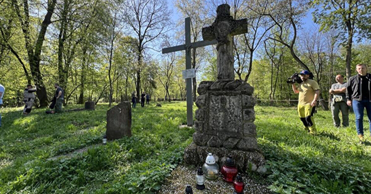 У Мінкульті заперечили фейк про зупинку ексгумації жертв Волині