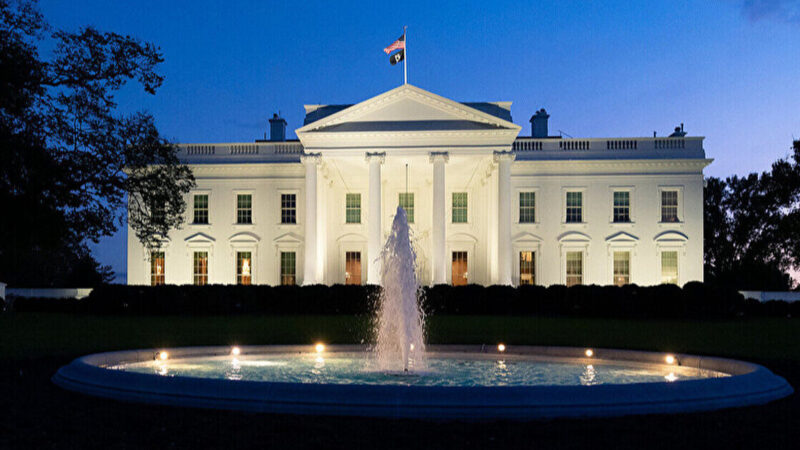 У Білому дому озвучили реакцію Трампа на удари СБУ по літаках РФ