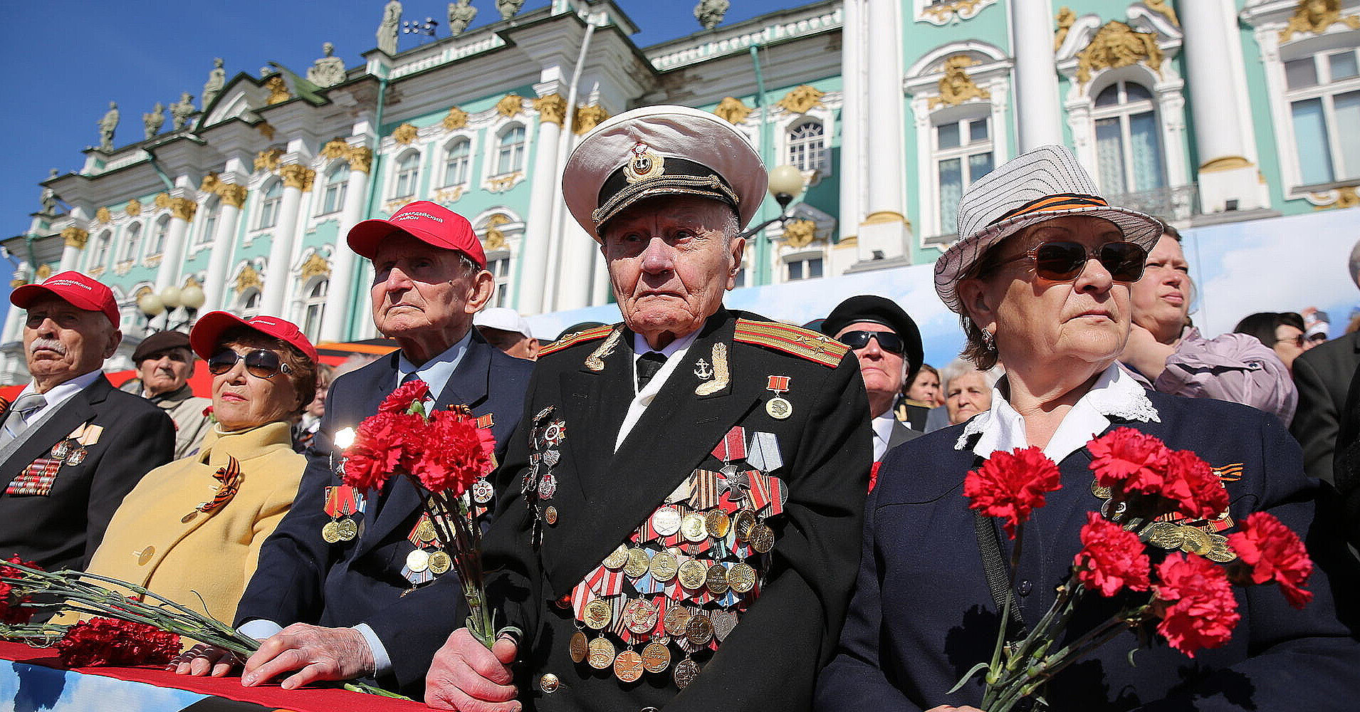 У німецькій розвідці визнали, що більшість росіян за Путіна та війну