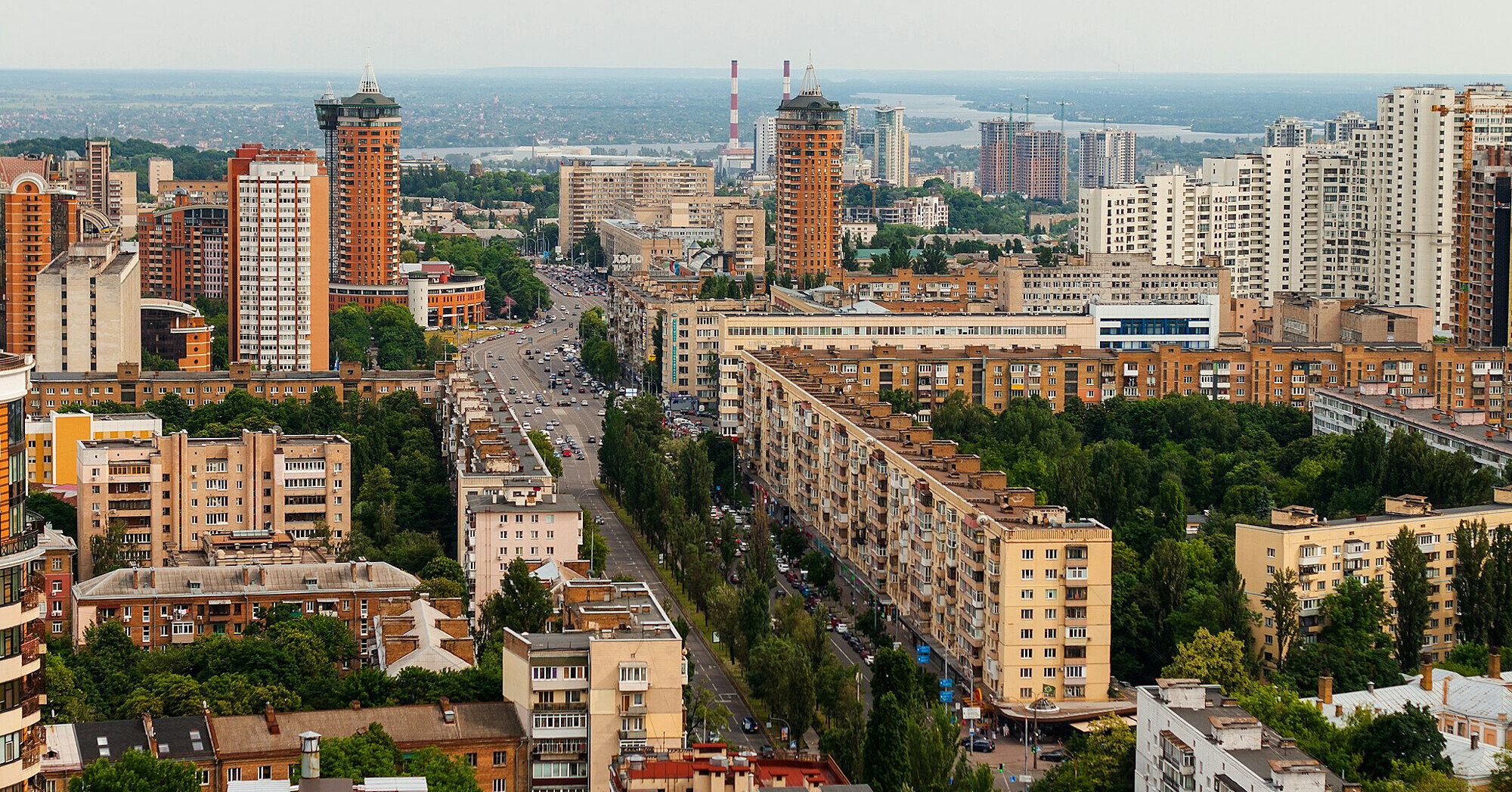 У Києві погіршилося повітря через обстріл: проблемні райони