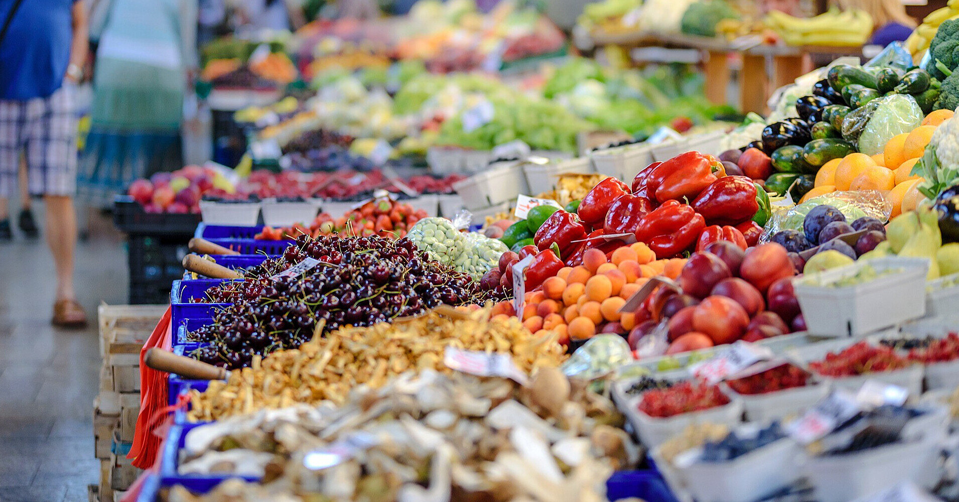 Подорожчали всі продукти: як зросли ціни в Україні за останній рік
