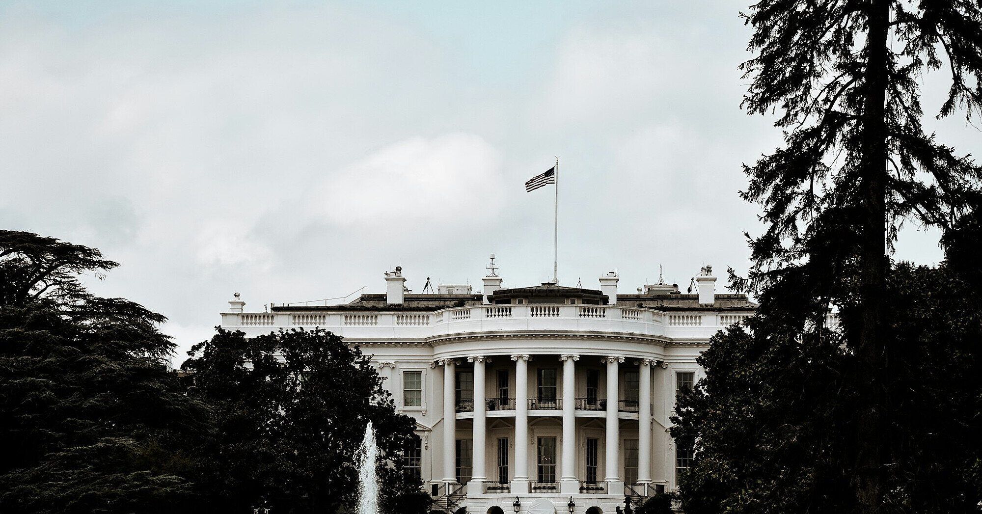 У Білому домі закликали Верховний суд США не пришвидшувати рішення щодо тарифів