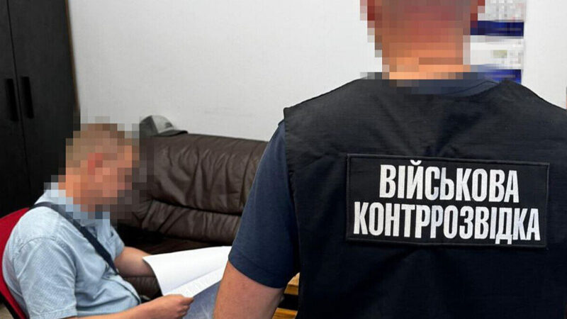 Посадовця Міноборони підозрюють у розкраданнях держкоштів на ремонті бронетехніки