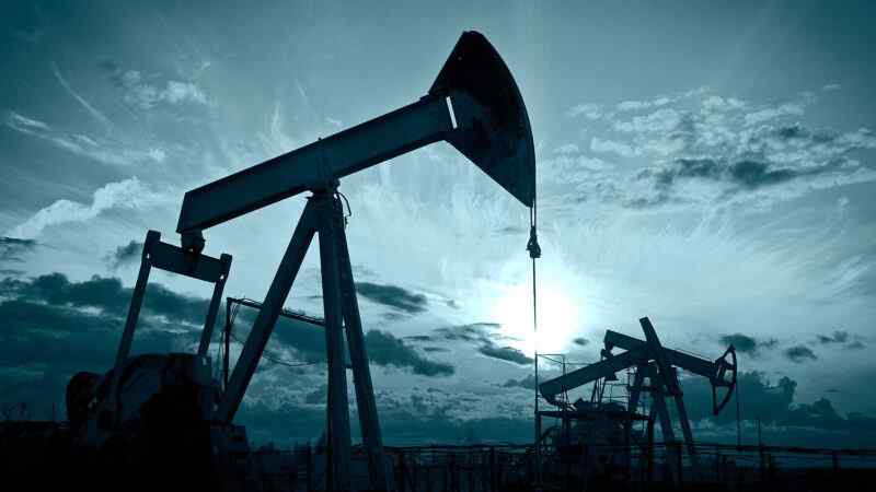 Британія разом з ЄС знижує “стелю цін” на російську нафту