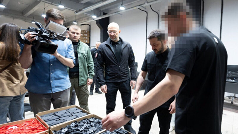 Зеленський поставив завдання виробникам дронів-перехоплювачів
