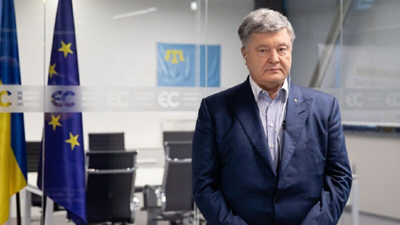 У Порошенка стверджують, що влада готує нові звинувачення, шантажуючи офіцерів УДО