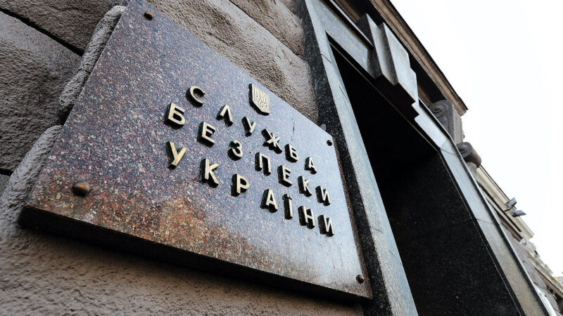 У Києві викрили масштабну схему продажів “тилових” військових посад