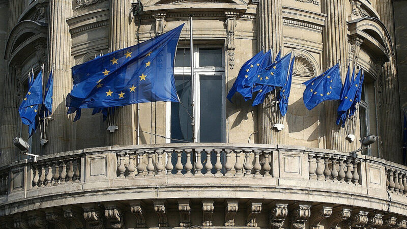 Європарламент вимагає від Угорщини та Словаччини припинити блокувати санкції проти РФ