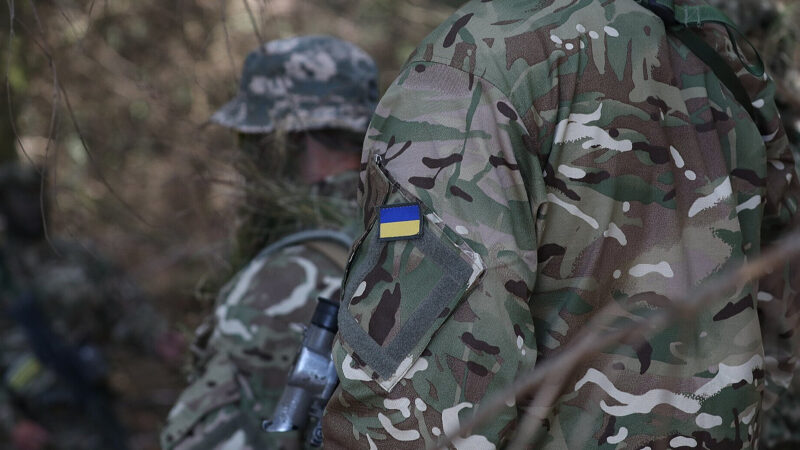 Не дали закріпитись на нових позиціях: ССО показали наліт на окупантів у прикордонні