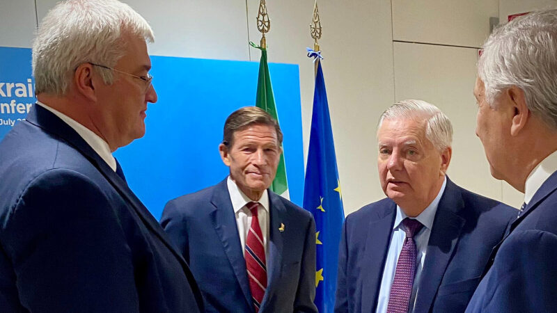 Сибіга зустрівся з американськими сенаторами Гремом та Блюменталем