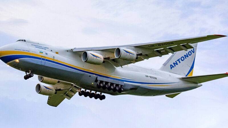 Модернізований Ан-124 успішно переправили до Німеччини