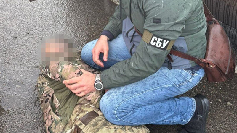 СБУ заявила про затримання понад десяток організаторів “ухилянтських схем”