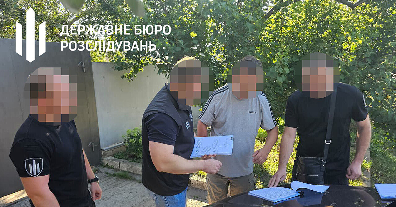 https://kurs.com.ua/novost/1391970-sotrudnikov-suda-donetchini-podozrevajut-v-organizacii-shem-uklonenija-ot-mobilizacii