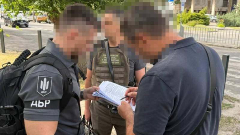 Пособництво в ухиленні від служби та розтрата майна: на Дніпропетровщині засуджено екскомандира військової частини