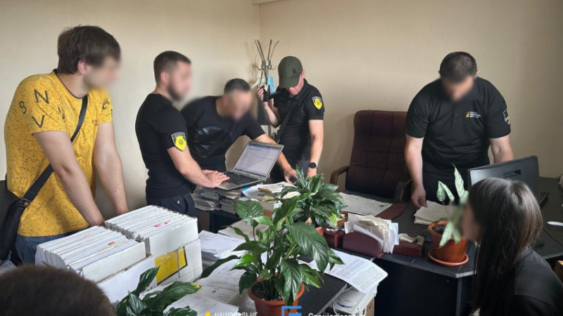 Хабар за «потрібне» рішення: викрито суддю з Дніпропетровської області