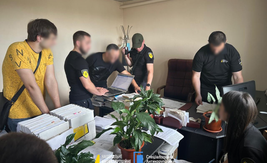 Хабар за «потрібне» рішення: викрито суддю з Дніпропетровської області