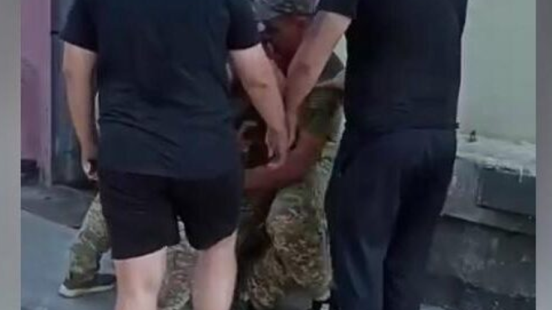 У Дніпрі працівники ТЦК побили колишнього військовослужбовця: розпочато кримінальне провадження