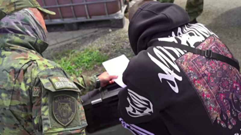 Польща видворила 15 українців, які “становили загрозу громадській безпеці”