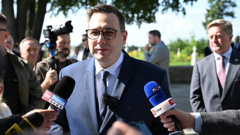 Очільник МЗС Чехії застеріг Україну від сповільнення реформ: Підтримка – не безмежна