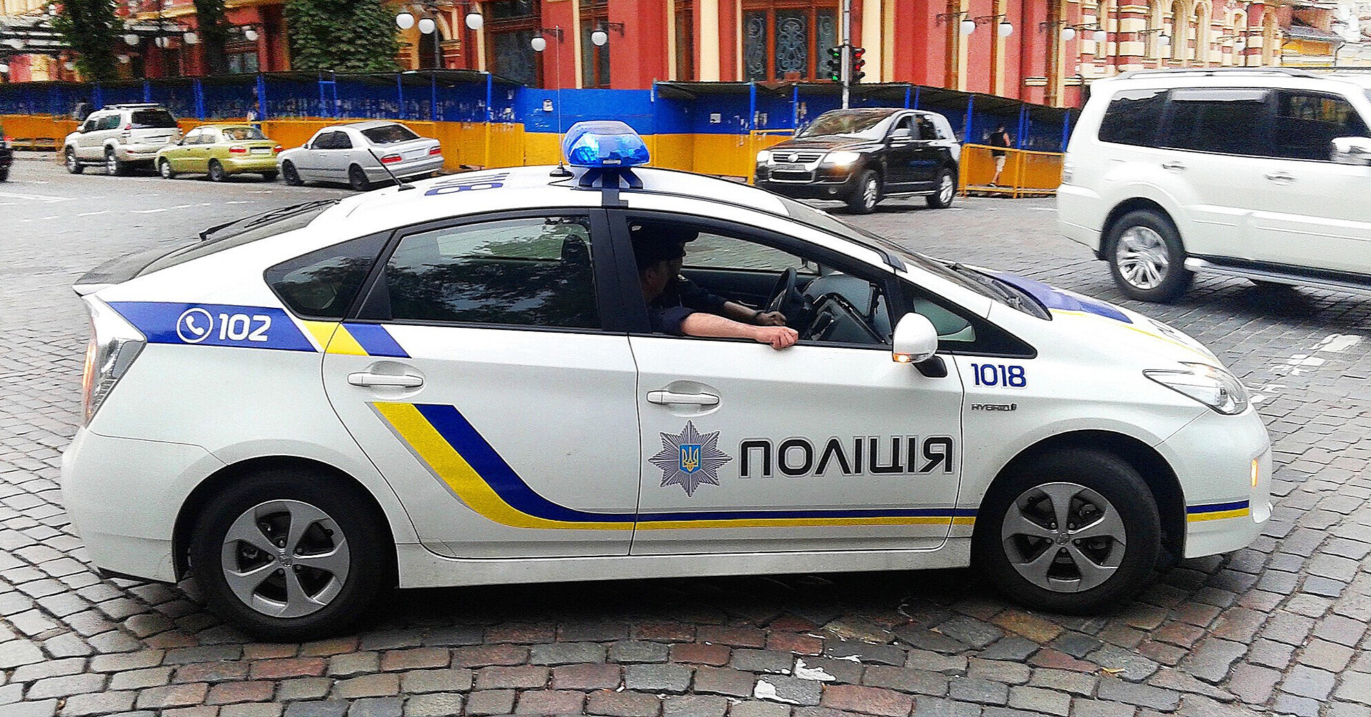 У центрі Києва сталася ДТП за участю поліції, загинув водій