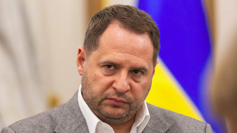 В ОП відповіли, чи буде Україна проводити референдум про визнання російської окупації