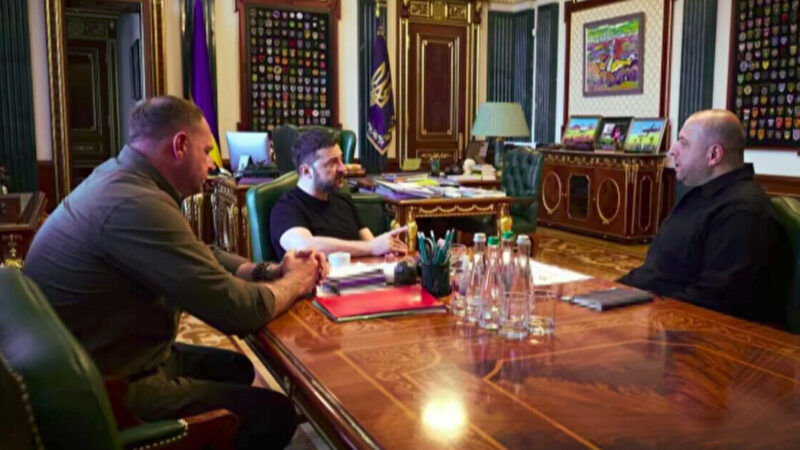 Зеленський: Єрмак та Умєров обговорять з командою Трампа гарантії безпеки