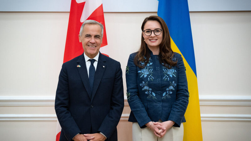 Україна домовилась із Канадою синхронізувати санкції проти РФ