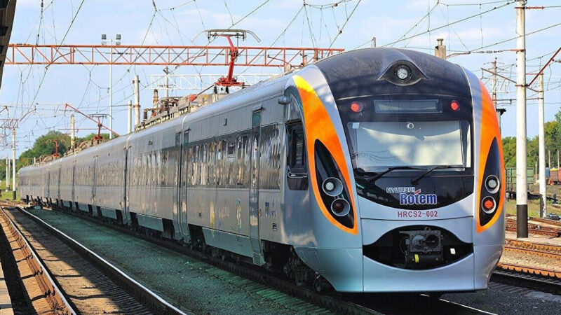 “Укрзалізниця”: Попит на популярні поїзди перевищує пропозицію у 8 разів