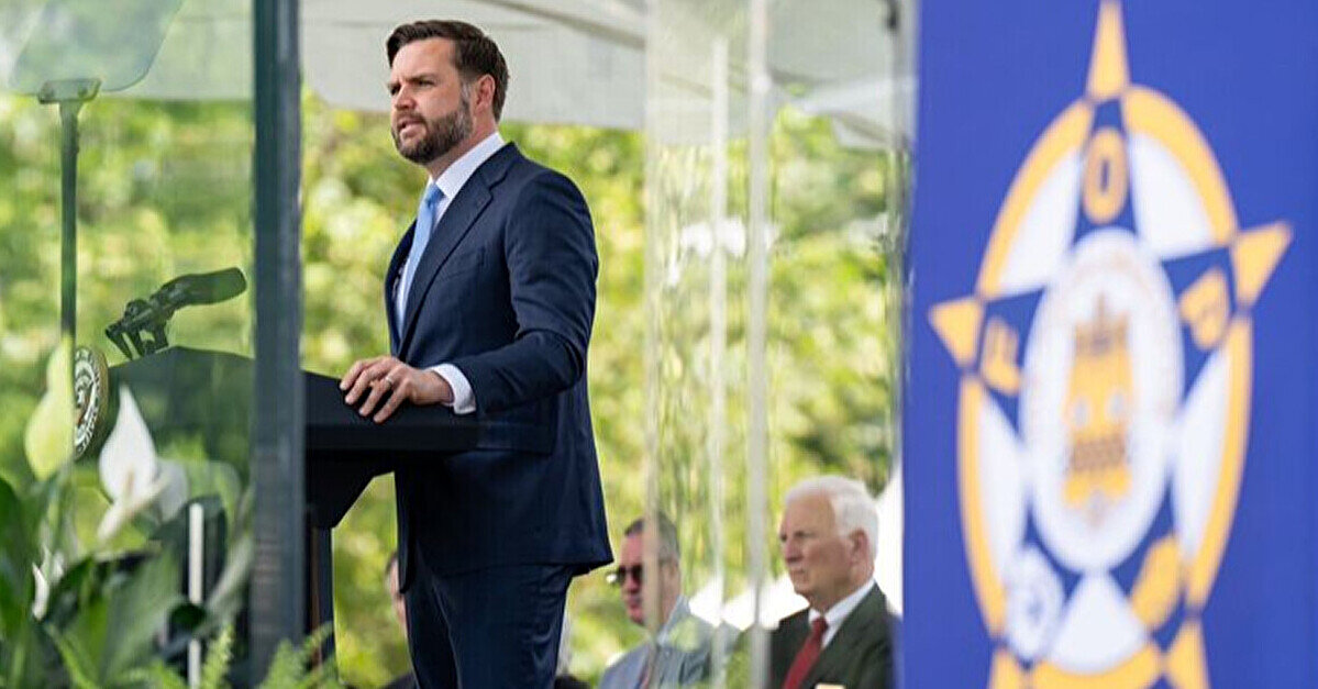 Венс щодо переговорів: Українці хочуть гарантій безпеки, росіяни – територій