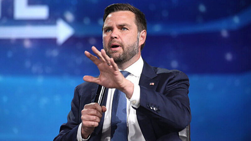 Венс розкритикував статтю Politico про некомпетентність Віткоффа