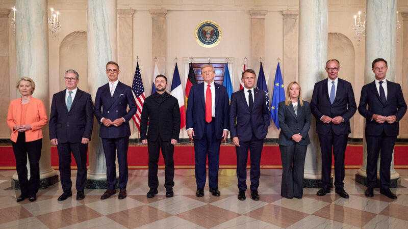 Зустріч Трампа із Зеленським та європейськими лідерами спричинила скандал у Польщі