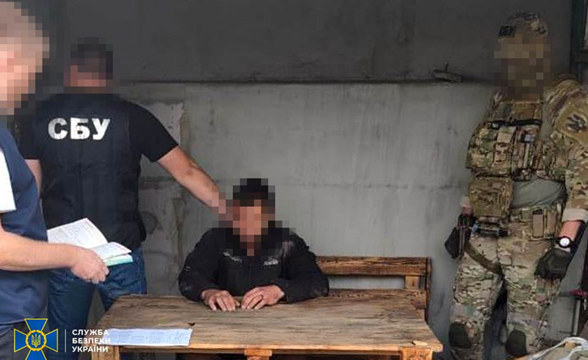 Збирали дані про оборону Донецької та Дніпропетровської областей: СБУ викрила агентурну мережу фсб