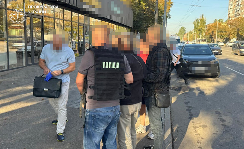Шахрайство з інвалідністю для виїзду за кордон: у Кривому Розі чоловіку повідомлено про підозру