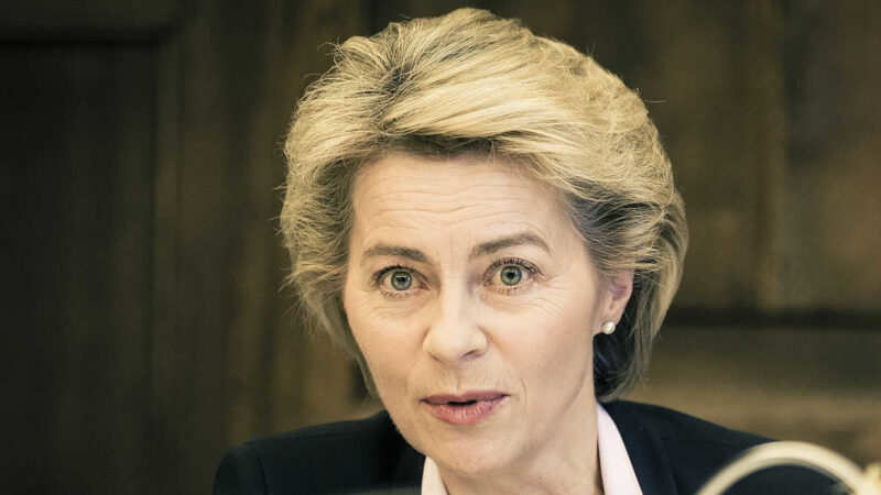 Фон дер Ляєн анонсувала нові санкції проти РФ після розмови з Трампом