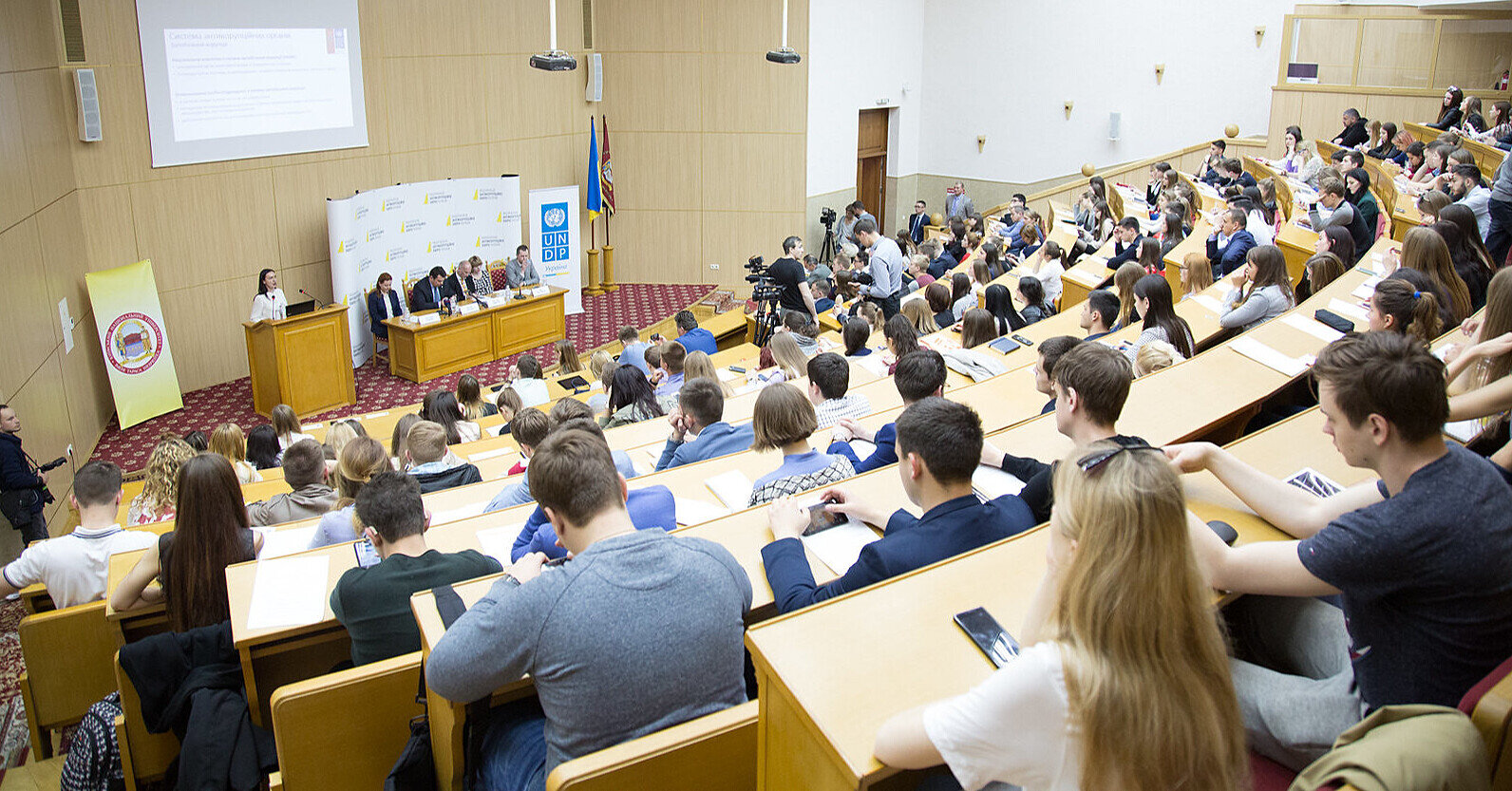 В Україні можуть запровадити “нульовий” курс у вишах для тих, хто не склав НМТ