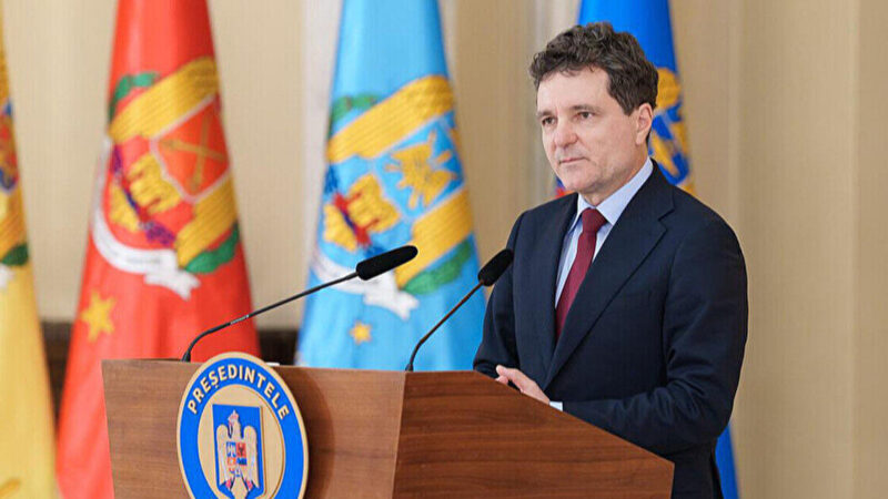 Президент Румунії пояснив, чому не збили російський дрон, який залетів у країну